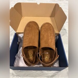 White Mountain Icebound Womens 11M Chestnut Casual Shoes NEW w/ Box